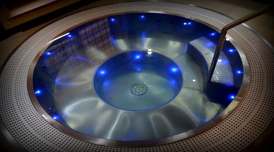 SPA-huoneiden ja -tilojen, uima-altaiden, saunojen palvelu, Puola 02